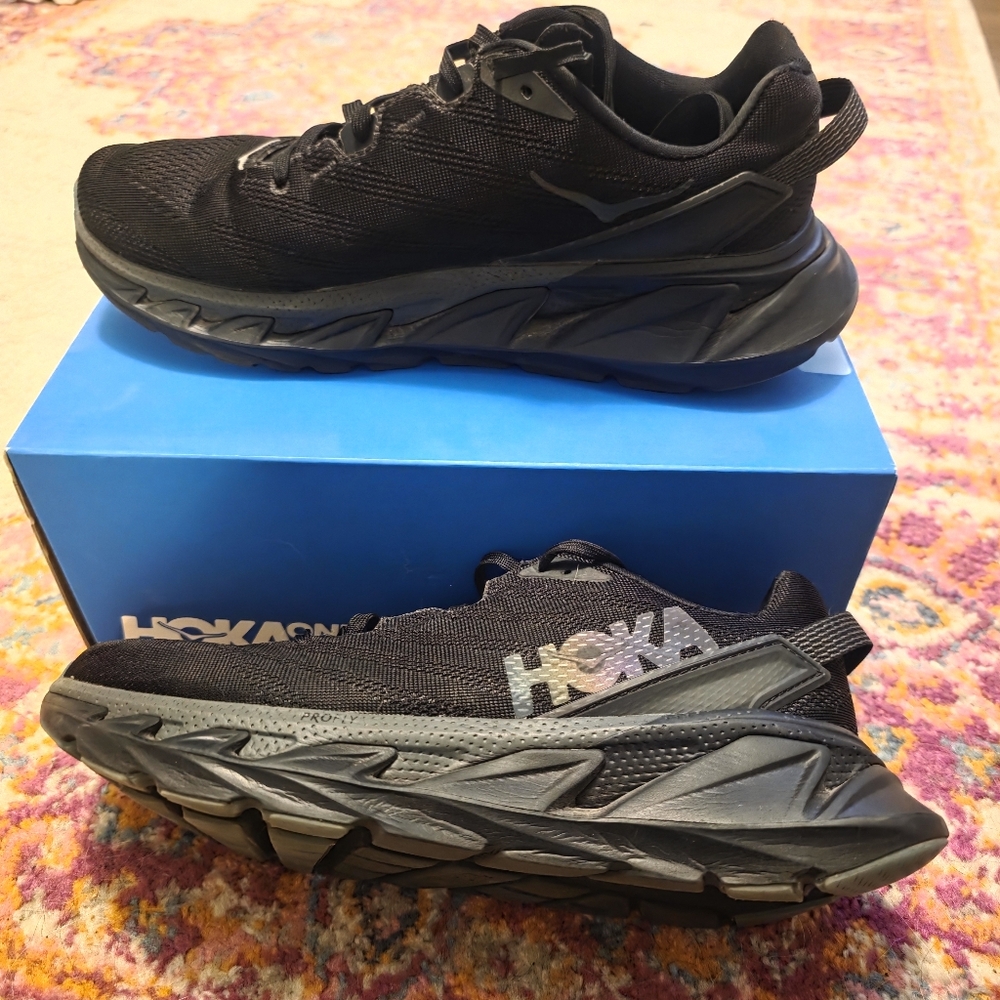Hoka Elevon Women's Running Shoe with Cushioned Sole